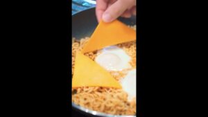 [Video] Why Koreans Are Obsessed With This Shin Ramyun Hack?