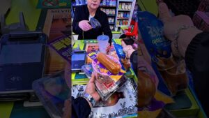 [Video] Forget Restaurants: This Korean Convenience Store Combo Beats Them All