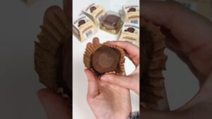 [Video] I Tried the Korean Convenience Store Hazelnut Cookie Hack